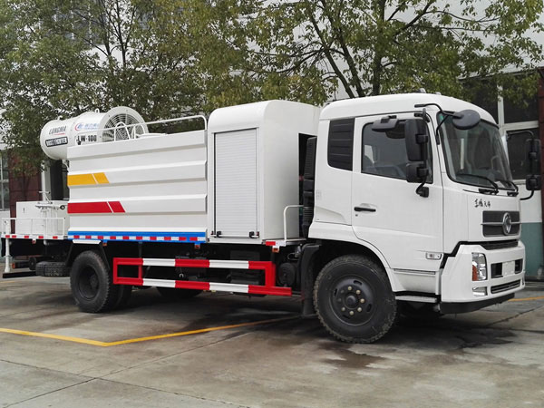 新款東風(fēng)天錦11方霧炮車(chē) 11噸多功能抑塵車(chē)