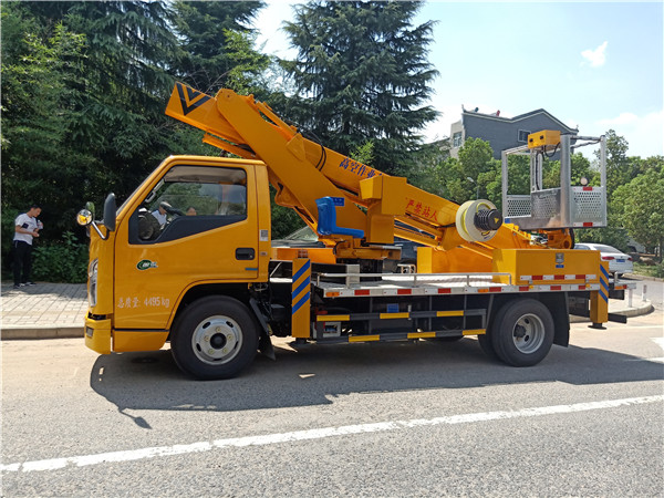 17.2米藍(lán)牌伸縮臂高空作業(yè)車(chē)-國(guó)六江鈴