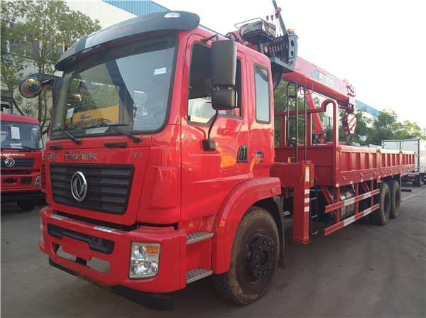 東風(fēng)景程 齊星駕駛室IMG_20190701_175023.jpg