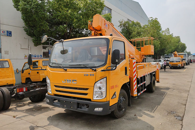 20米無線遙控伸縮臂高空作業(yè)車