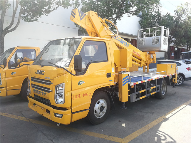 國(guó)六江鈴14米伸縮臂高空作業(yè)車-藍(lán)牌